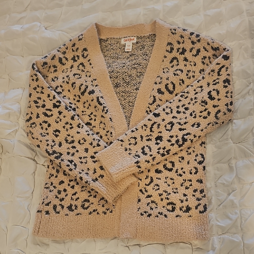 GAP Leopard Print Cardigan in Beige and Black